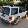 Chocan camionetas en Las Mojoneras