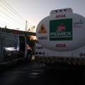 Fuga de hidrocarburo provoca cierre de la principal avenida de Ecatepec