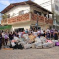 Encabeza Marina de los Santos limpieza del arroyo Camarones; colectan 300 kilos de basura