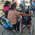 95 sillas de ruedas son entregadas a personas con discapacidad