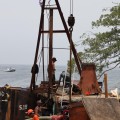 Avanza lentamente la construcción del muelle de Boca de Tomatlán