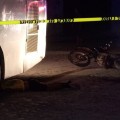 Camión atropelló a joven motociclista de 17 años.