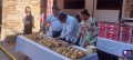 Comparte y parte Rosca de Reyes el Profe Luis Michel
