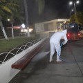Desinfectan y sanitizan  plazas de Bahía de Banderas