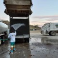 Fuerte limpieza interna a camiones recolectores de basura