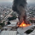 Se incendia fábrica de bicicletas en Azcapotzalco, CDMX