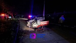 Auto volcado deja tres heridos