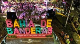 Bahía de Banderas tiene letras y Alfredo Olivas las inauguró.