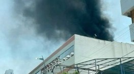 Controlan incendio en Centro de Convenciones Copacabana en Acapulco
