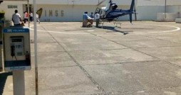 Traslada a mujer en helicóptero por embarazo de alto riesgo