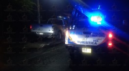 Recuperan policías camioneta robada tras impresionante persecución